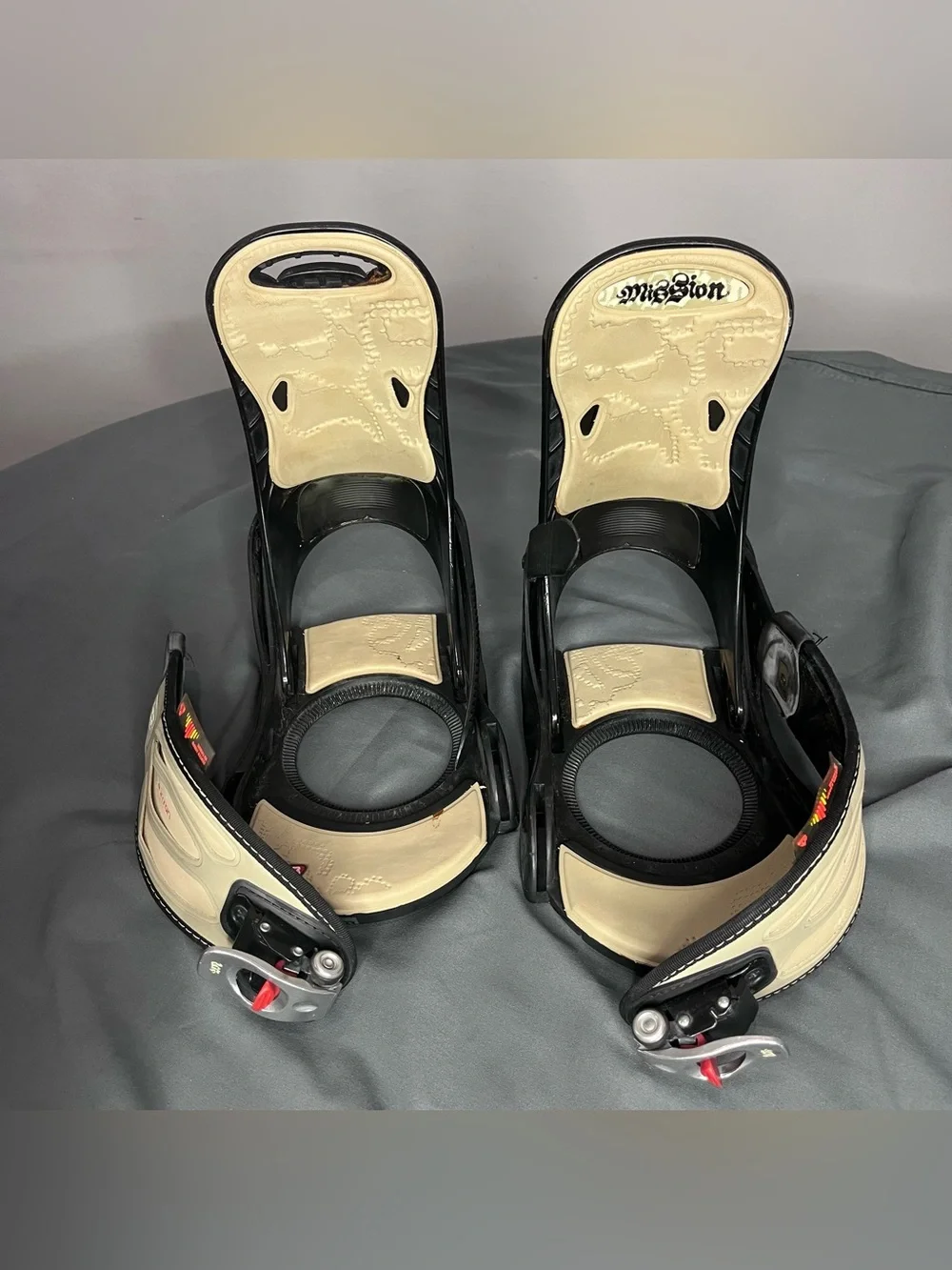 Burton Cartel Snowboard Bindings Limited Edition Mens Size Medium Box